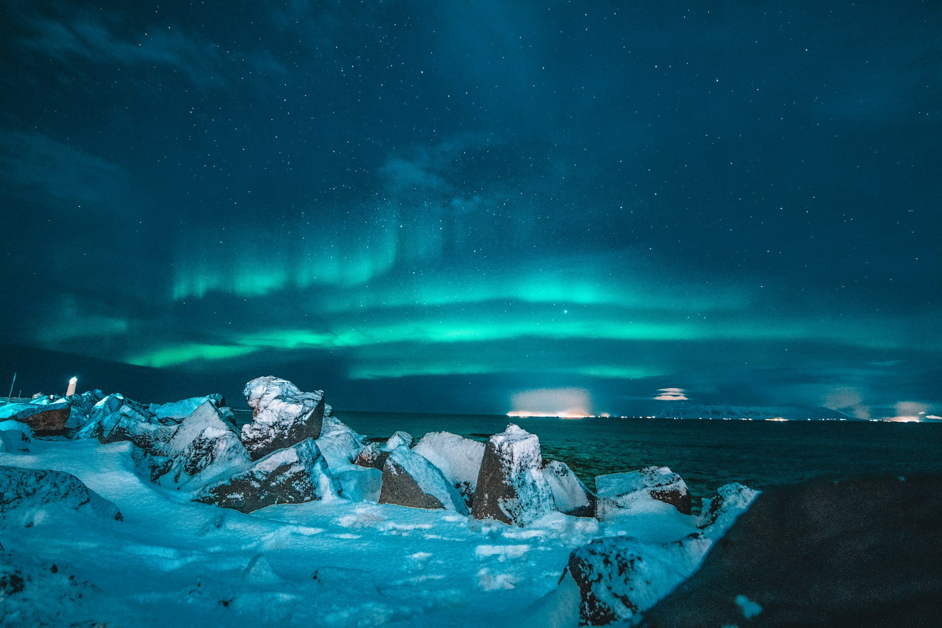 The Land of Fire and Ice: A Journey Through Iceland’s Wild Beauty